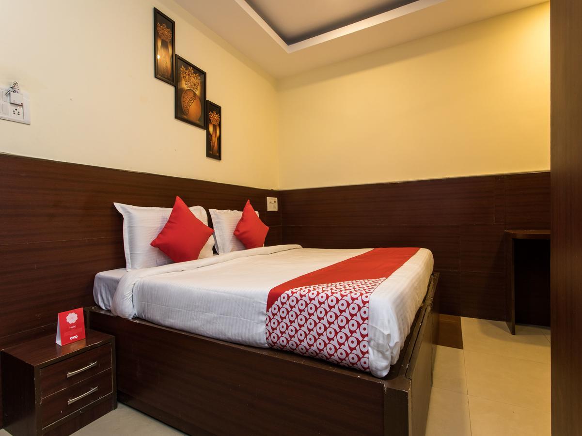 אינדורה Oyo 11945 Hotel Glory Palace מראה חיצוני תמונה